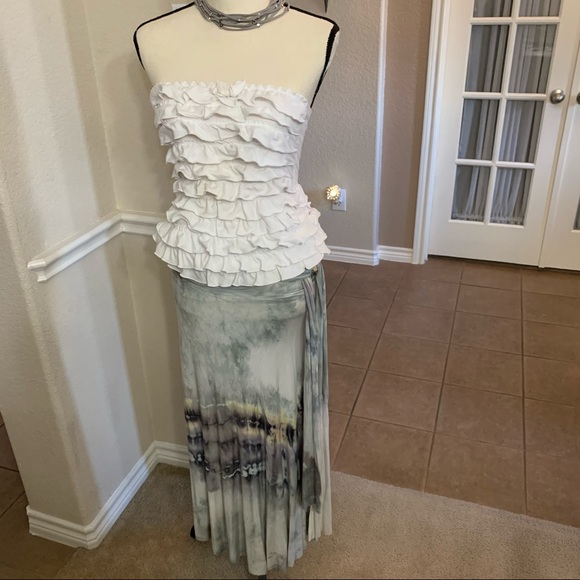 Brightly Twisted skirt - Picture 2 of 16